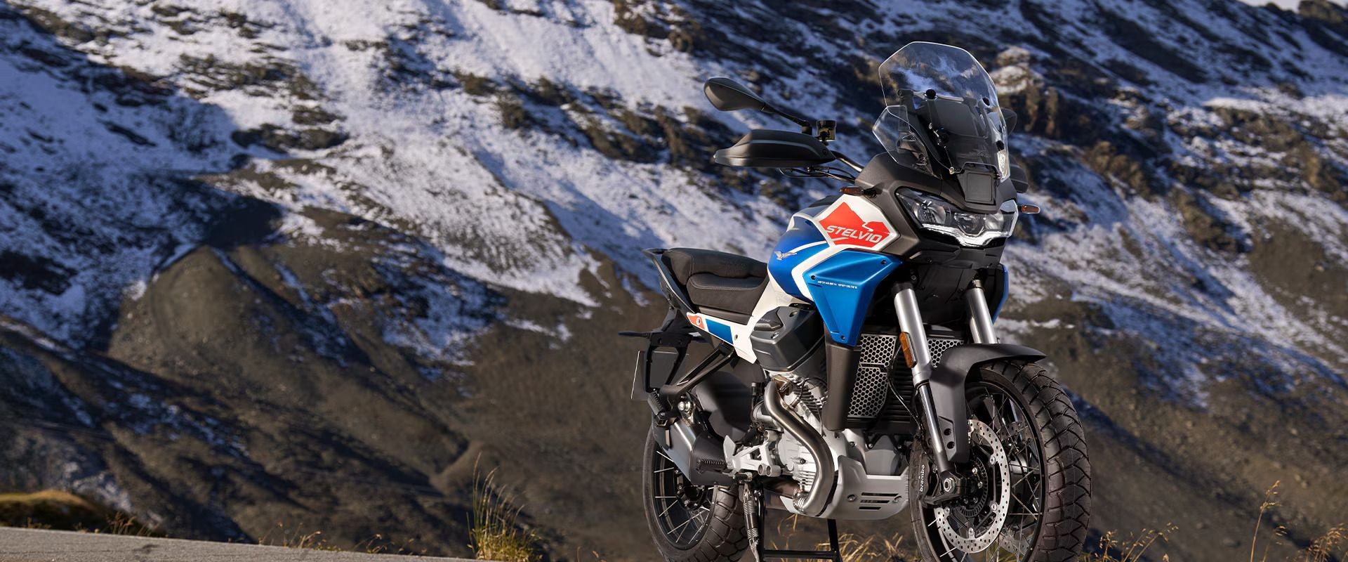 PARTE IL PREBOOKING PER LA NOVITÀ MOTO GUZZI STELVIO DUECENTO TRIBUTO