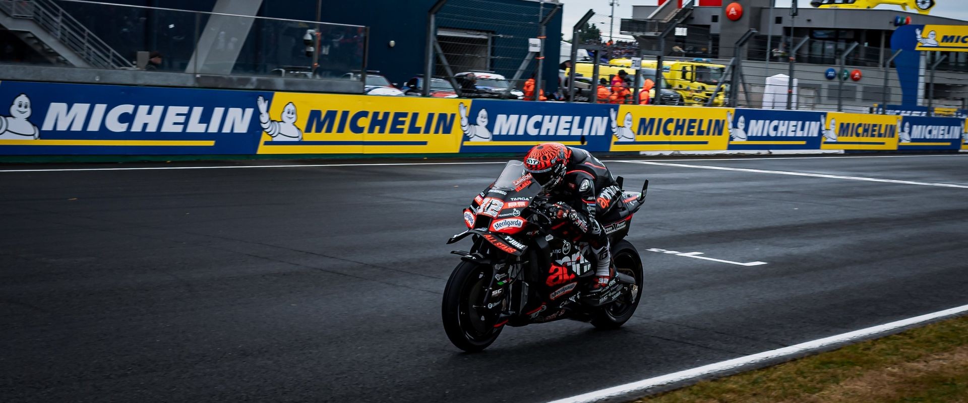 TOP 9 PER APRILIA NELLA GARA CAOTICA DI LE MANS